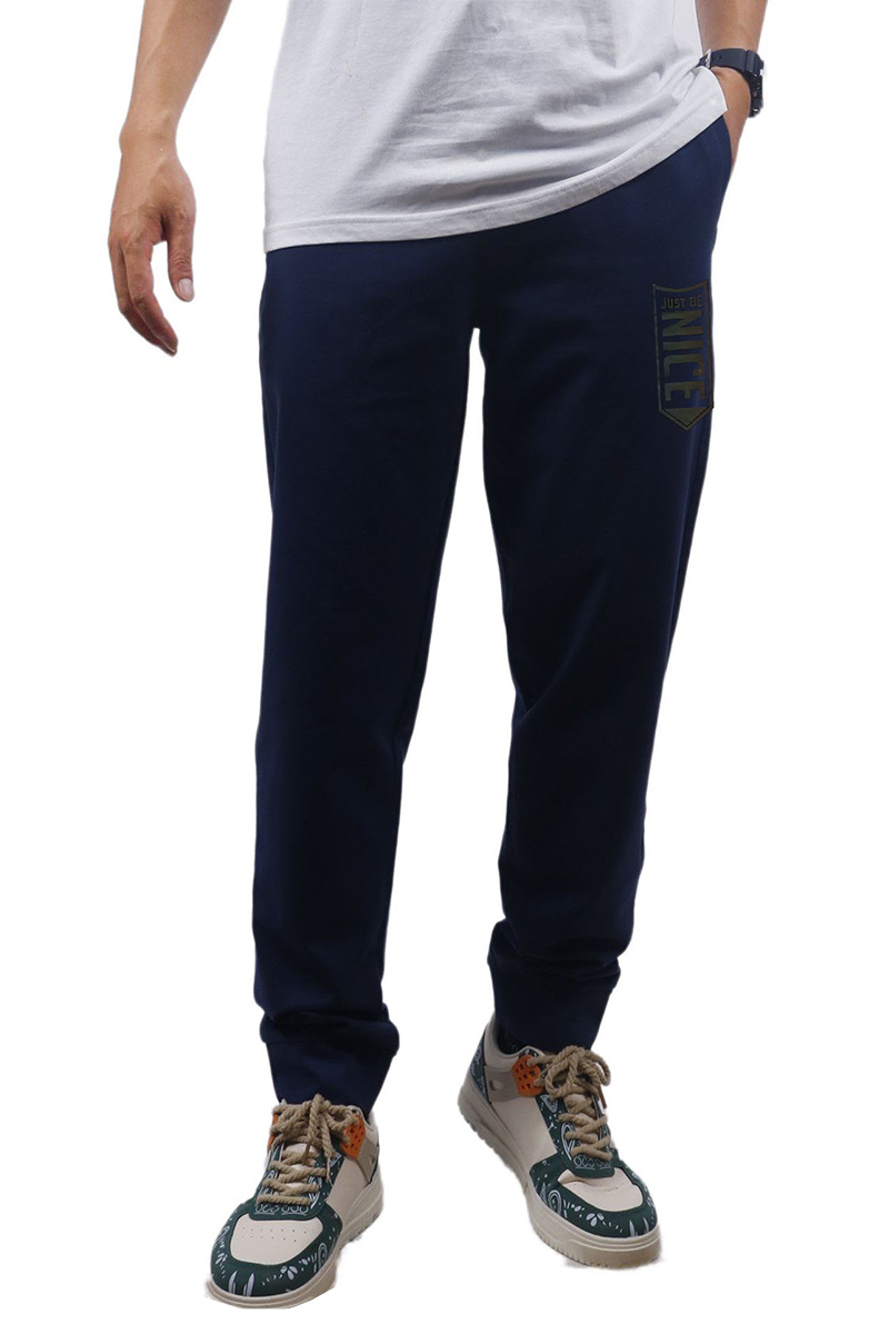 Quần jogger nam Novelty Regular fit họa tiết in phản quang Xanh đen NQGMMDMT3R230835Q