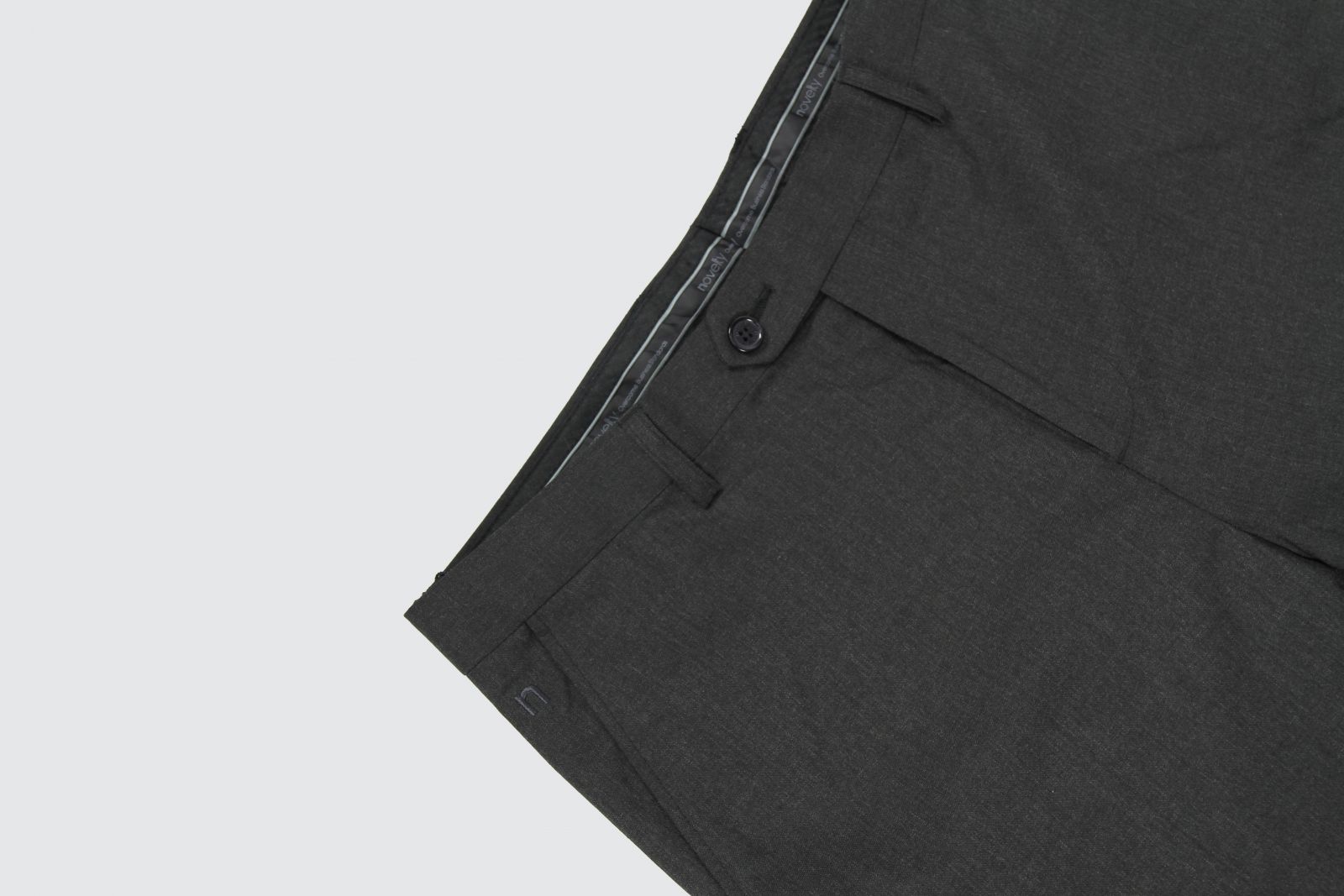 Quần tây nam Novelty 0Ply Regular fit màu xám đậm NQTMMDMPRR2209950