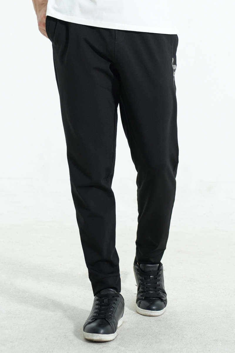 Quần jogger nam Novelty Regular fit đen NQGMMDMT3R240495Q