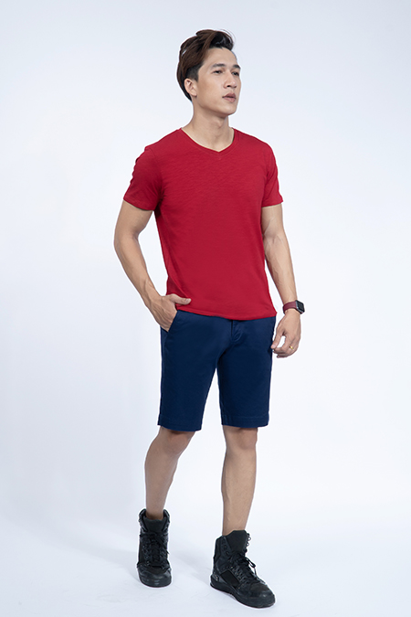 Áo thun nam cổ tim Novelty Regular fit màu đỏ NATMMDNCTR190147N