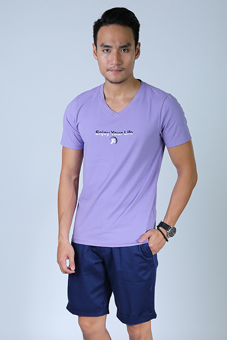 Áo thun nam cổ tim Novelty Regular Fit màu tím NATMMTMCER180005N