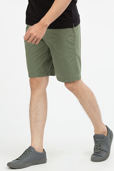 Quần Short Khaki nam Novelty màu rêu NSKMMDMCTC1800940