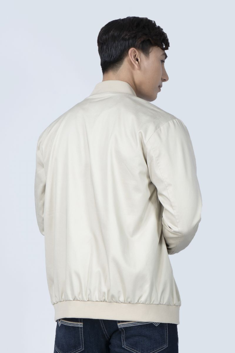 Áo jacket Bomber nam Novelty màu kem họa tiết NJKMHTMT3R1905662