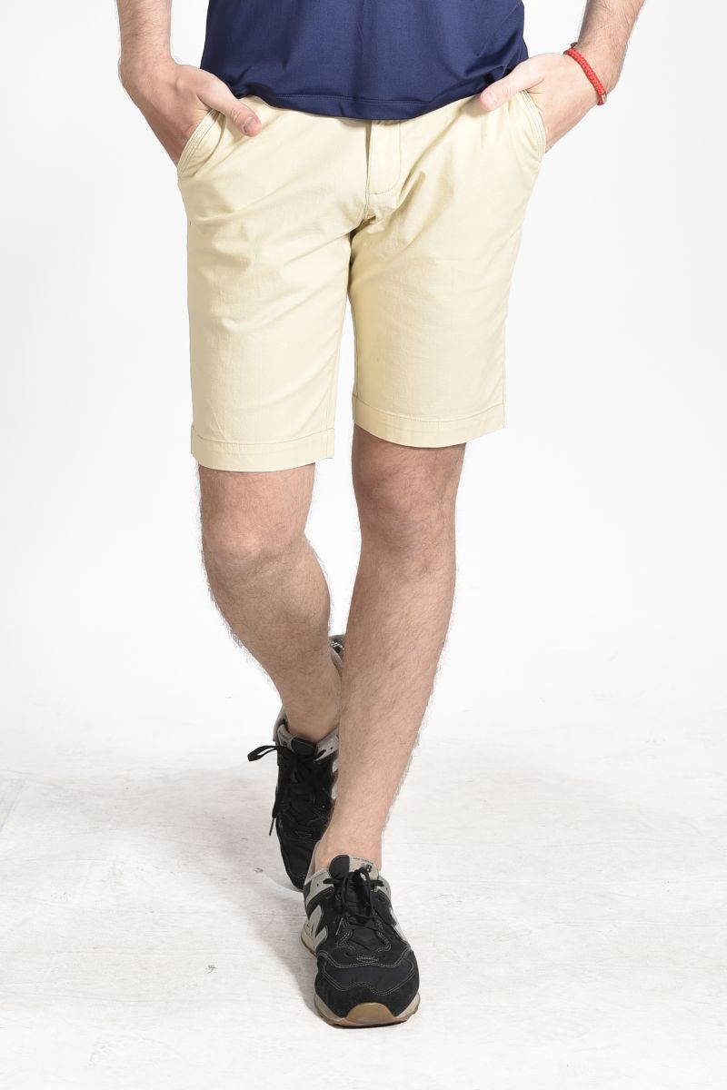 Quần short Khaki nam Novelty 0Ply trơn màu vàng nhạt 1813820