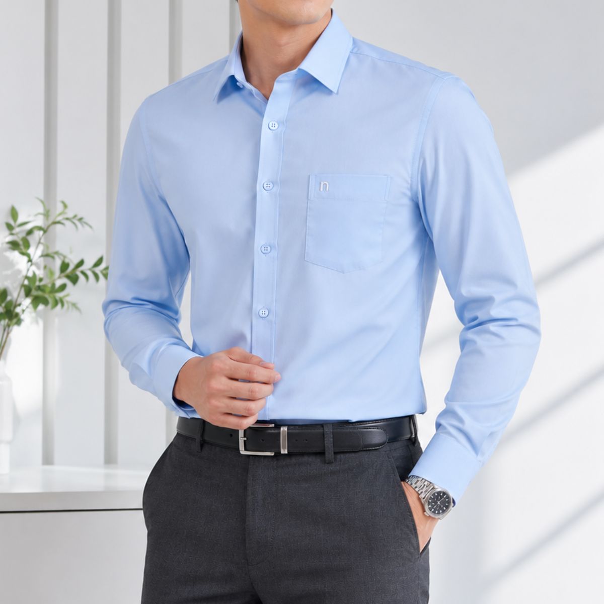 ÁO SƠ MI NAM DÀI TAY NOVELTY REGULAR FIT SPUN MODAL TRƠN MÀU XANH BIỂN NHẠT NSMMMNMT2R260949D